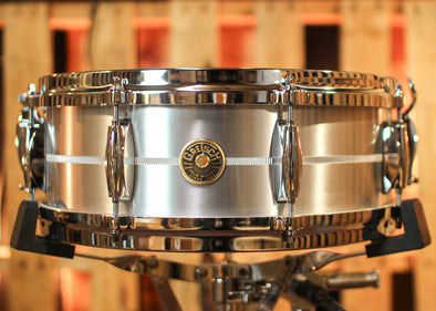 Gretsch 5x14 USA Custom Solid Aluminum Snare Drum