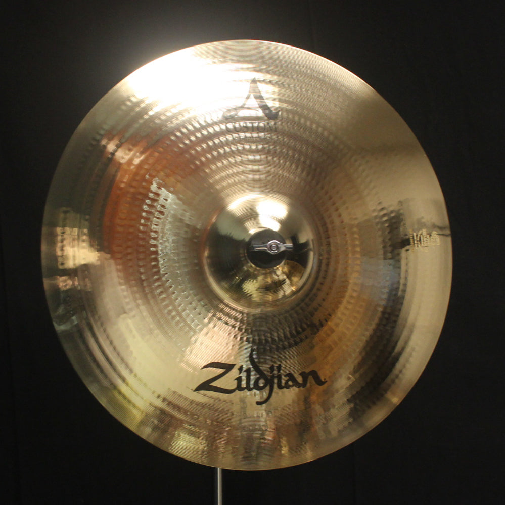 Zildjian17_ACustomMediumCrash-
